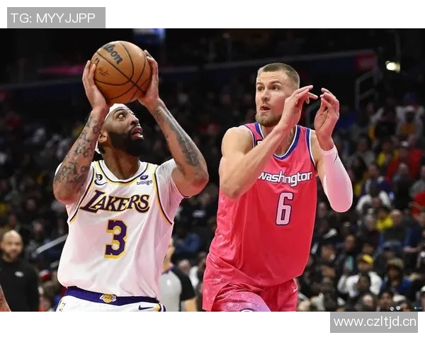 同框对比太残暴!老鹰官推晒波津吉迪体型差 同框对比太残暴!老鹰官推晒波津吉迪体型差