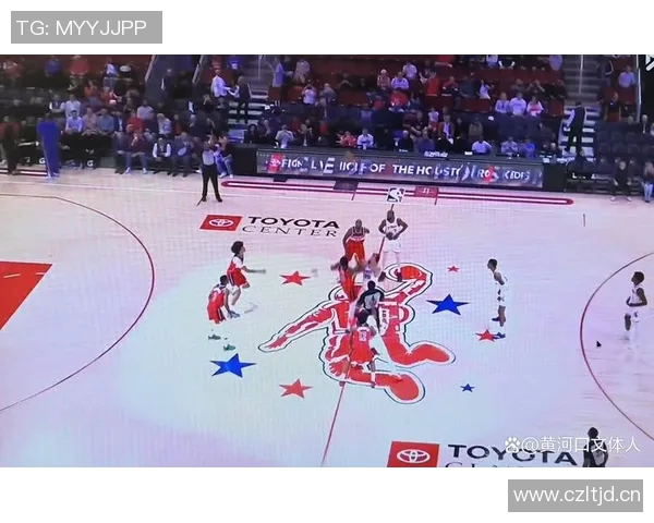 杜兰特称赞谢泼德关键三分，火箭胜雄鹿又一替补突破